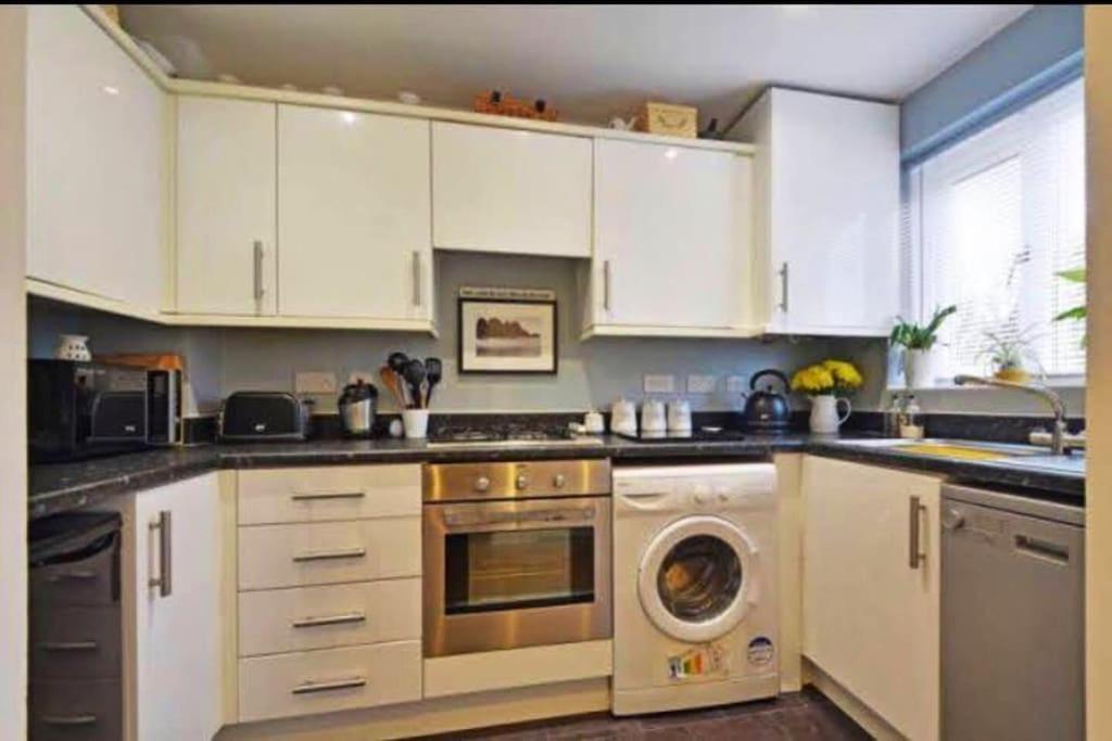 Sunny Family 4-Sleeper Near Newquays Top Beaches Newquay  Ngoại thất bức ảnh